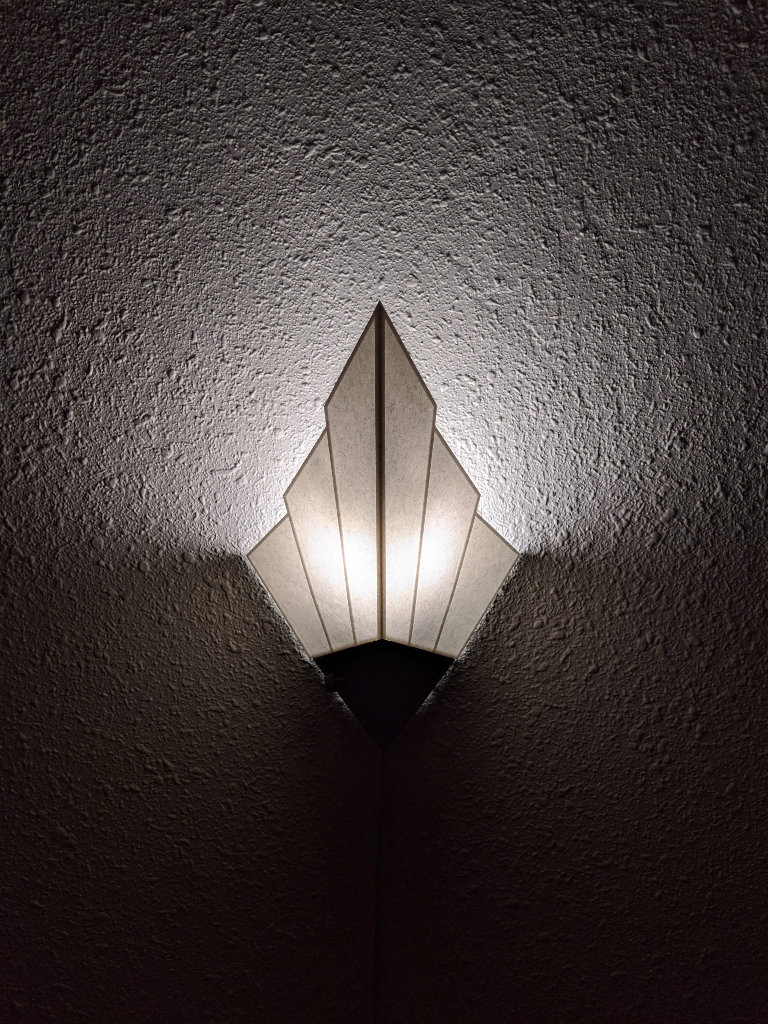 3D Printed Art Deco Style Pinup & Plugin Wall Sconce Ryan G 3D
